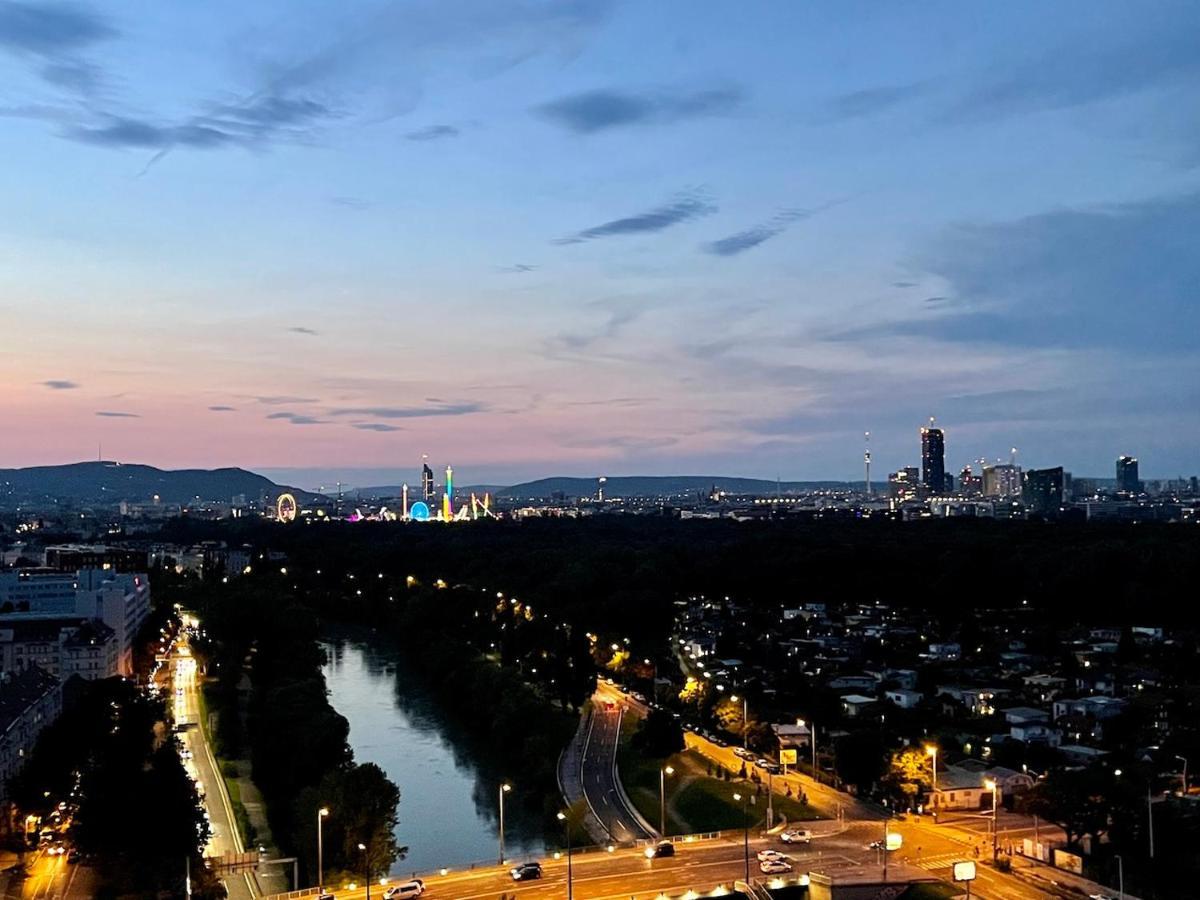 Triiiple Level 20 - Sonnenwohnen Apartment Mit Parkplatz Und Fantastischem Ausblick Vídeň Exteriér fotografie